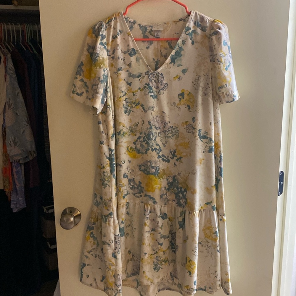 A New Day Dress Size Small Ruffle Bottom